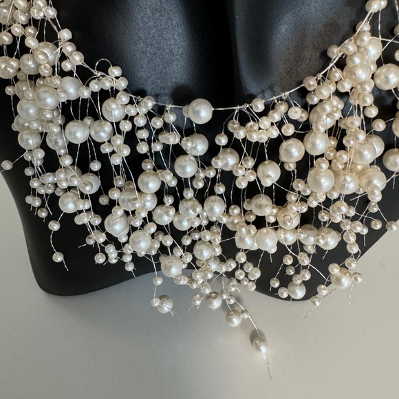 WATERFALL White Faux Pearl Necklace. - Picture 3 of 3